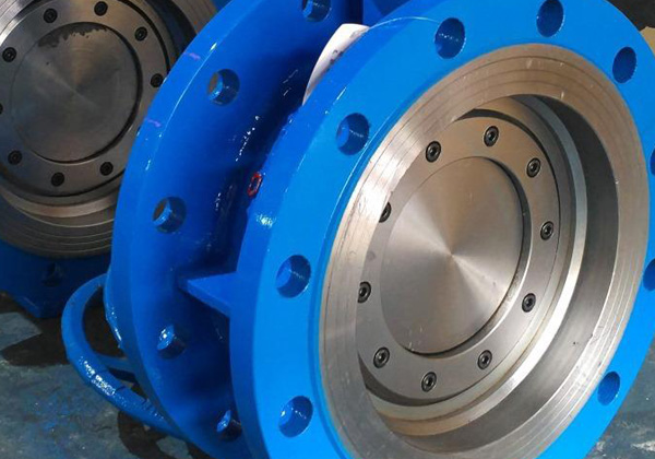 -三偏心蝶閥具有三大優(yōu)點(diǎn),使用起來安全系數(shù)高